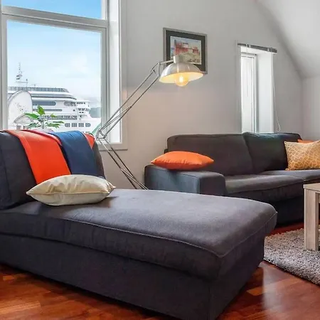 Penthouse By Brosundet, Free Parking Space * Ålesund